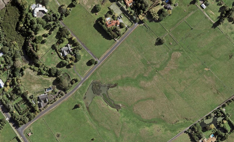 8 Star Cross Road, Karaka, Papakura - Carousel 1
