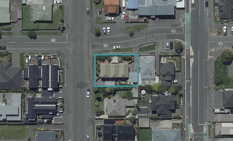1/2 Canon Street, St Albans, Christchurch - Carousel 1