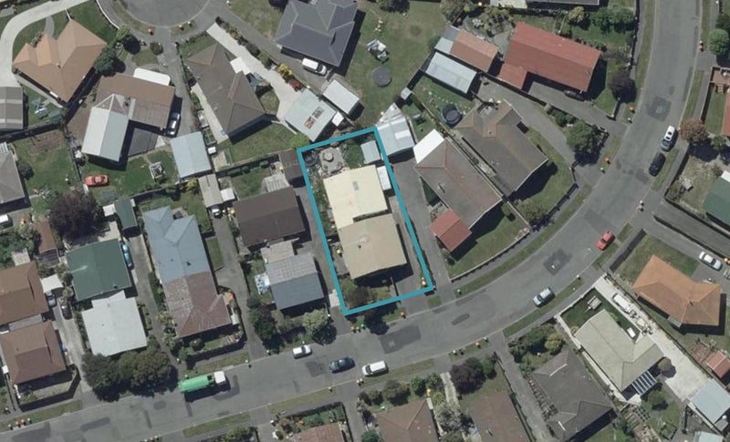 2/17 Kawau Crescent, Bromley, Christchurch - Carousel 1