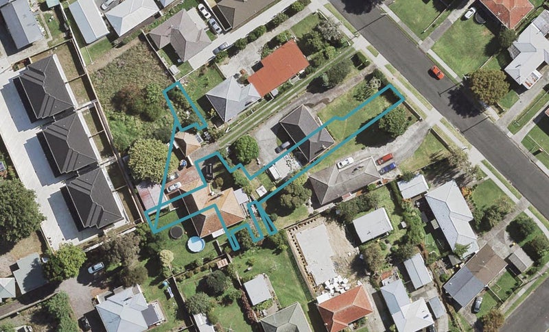 8/15 Beaumonts Way, Manurewa, Auckland - Carousel 1