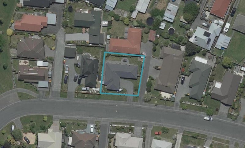 16 Ben Nevis Drive, Broomfield, Christchurch - Carousel 1