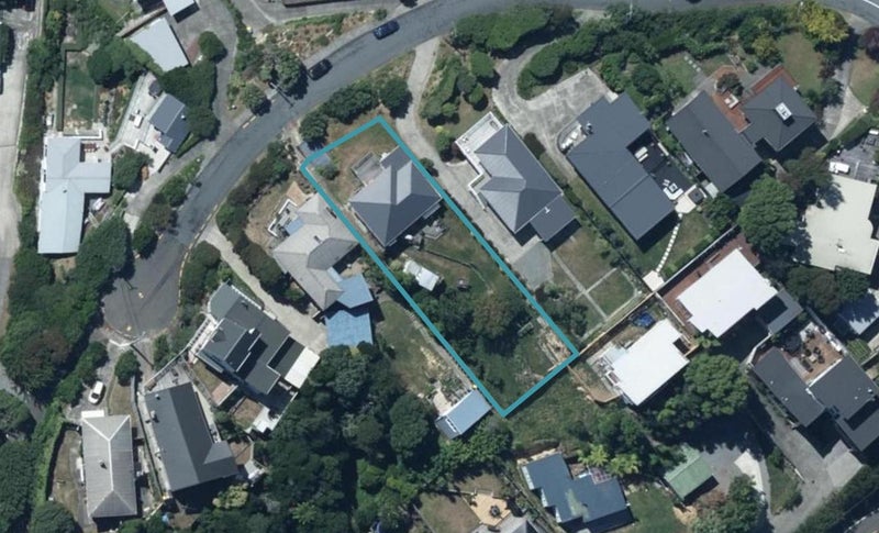 39 Kiriwai Road, Paremata, Porirua - Carousel 1
