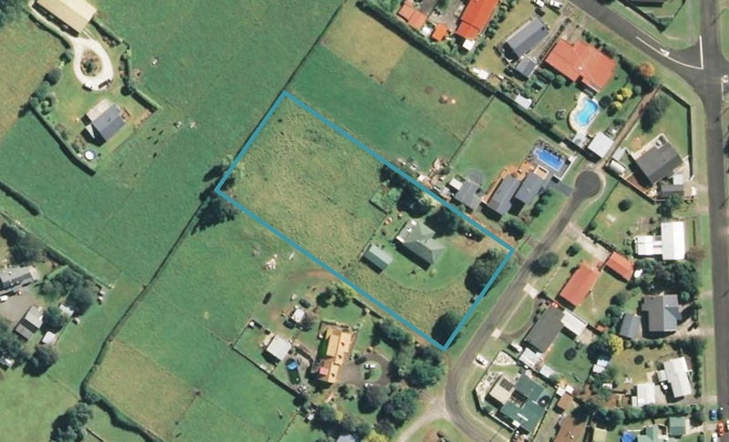 18 Robson Street, Normanby, Hawera - Carousel 1