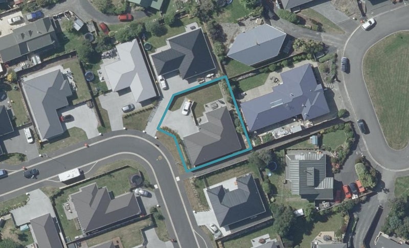 15 Lancaster Lane, Waldronville, Dunedin - Carousel 1