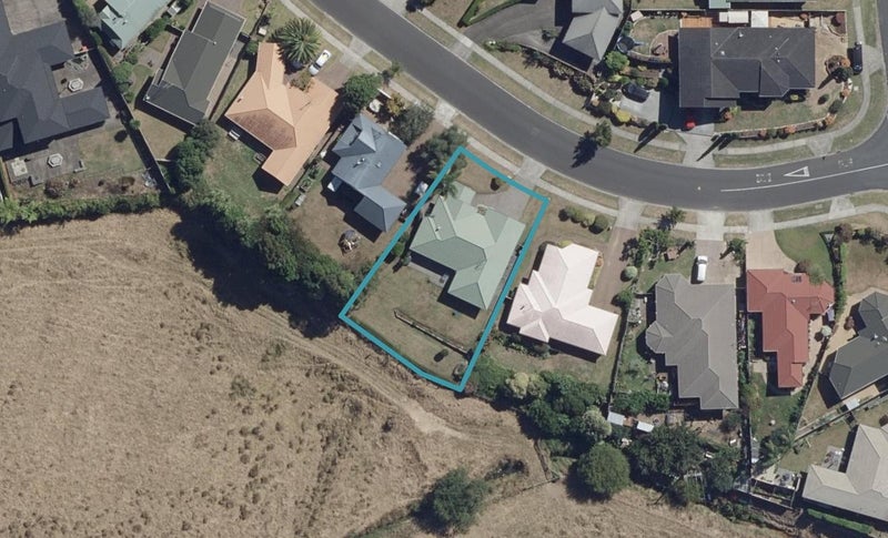 7 Ayrshire Drive, Grandview Heights, Hamilton - Carousel 1