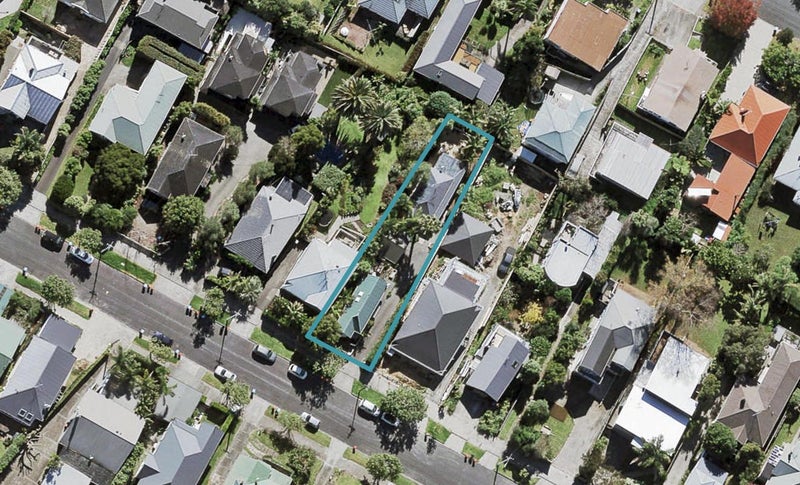 41A Springfield Road, Morningside, Auckland - Carousel 1