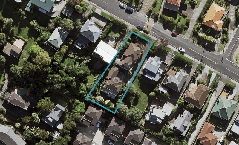77A Carlton Street, Hillsborough, Auckland - Carousel 1