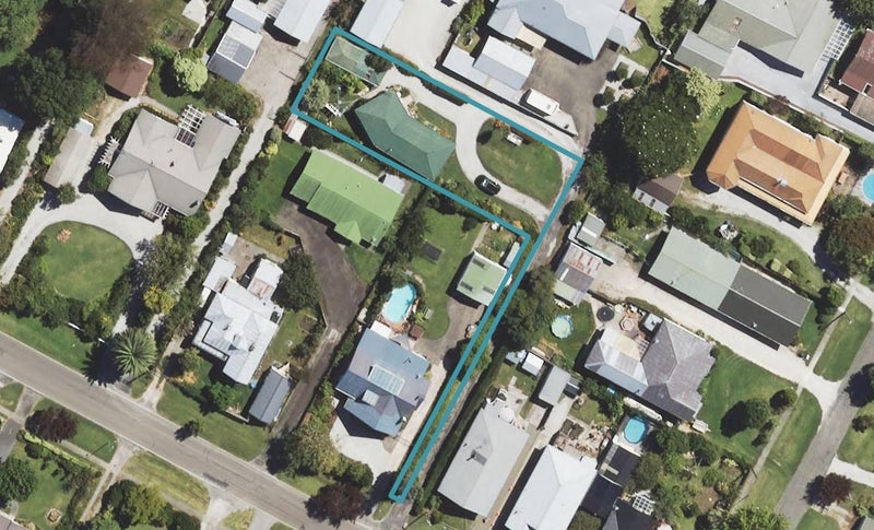 84B Iranui Road, Inner Kaiti, Gisborne - Carousel 1