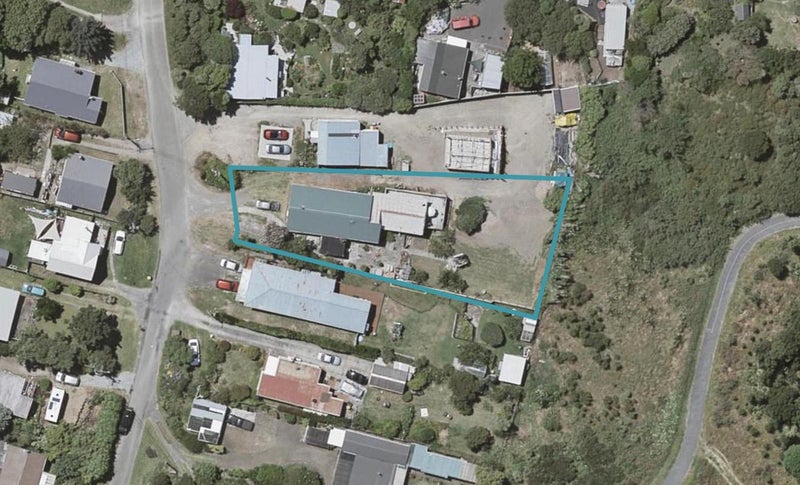 9 Dell Road, Raumati South, Paraparaumu - Carousel 1