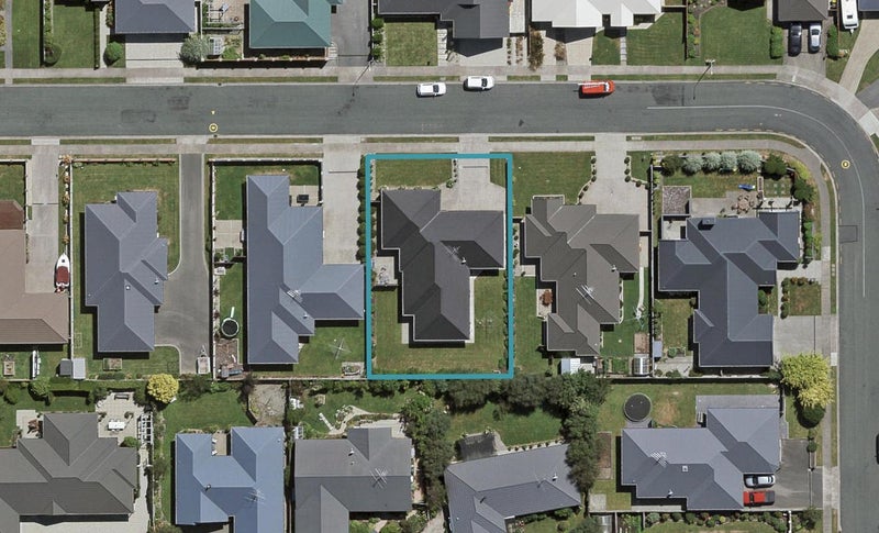 39 Hoffman Court, Waikiwi, Invercargill - Carousel 1