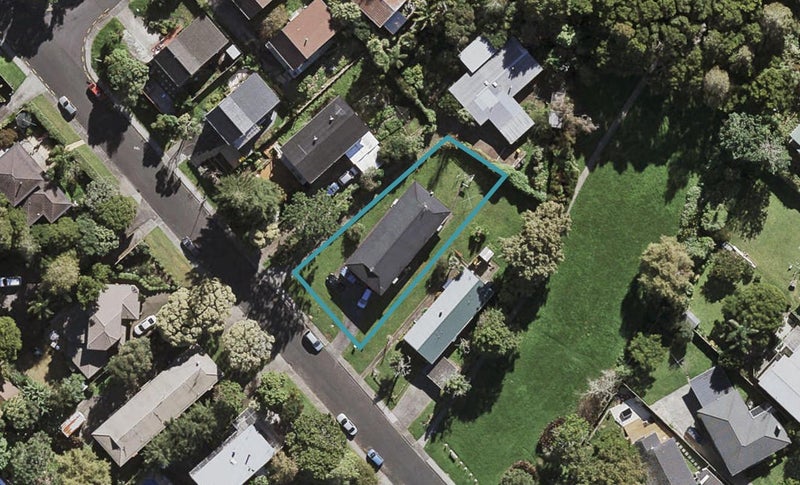 57 Stanaway Street, Hillcrest, Auckland - Carousel 1