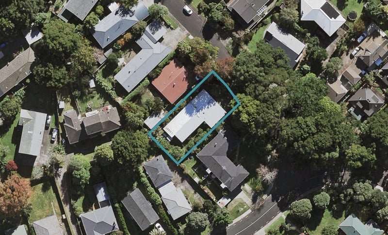4 Totara Grove, Hillcrest, Auckland - Carousel 1