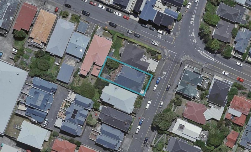 82 Brougham Street, Mount Victoria, Wellington - Carousel 1