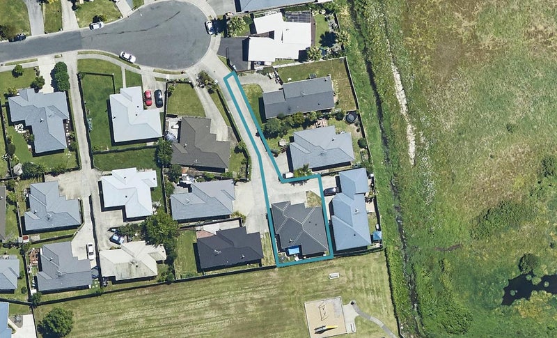34 Lisa Place, Brookfield, Tauranga - Carousel 1