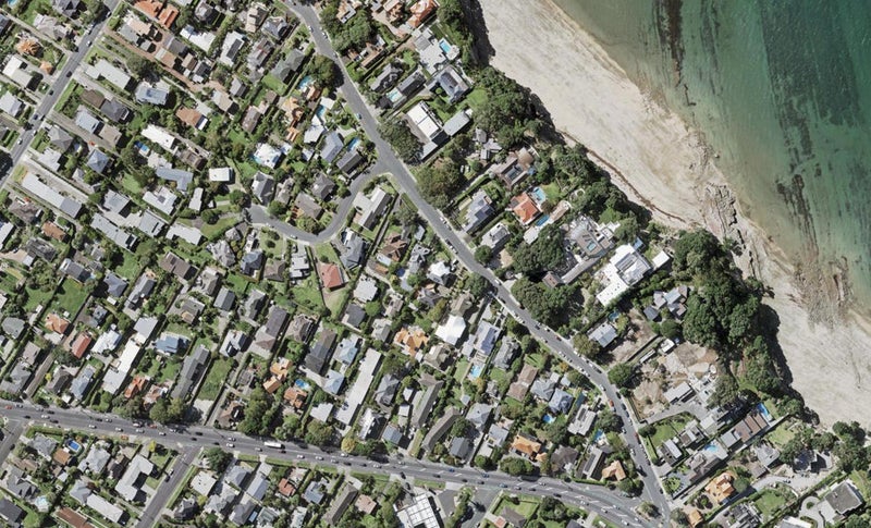 2/16 Clifton Road, Hauraki, Auckland - Carousel 1