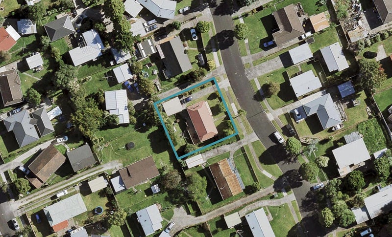 9 Cottrell Place, Clendon Park, Auckland - Carousel 1