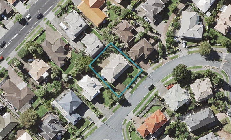 11 Belgate Place, Somerville, Manukau - Carousel 1