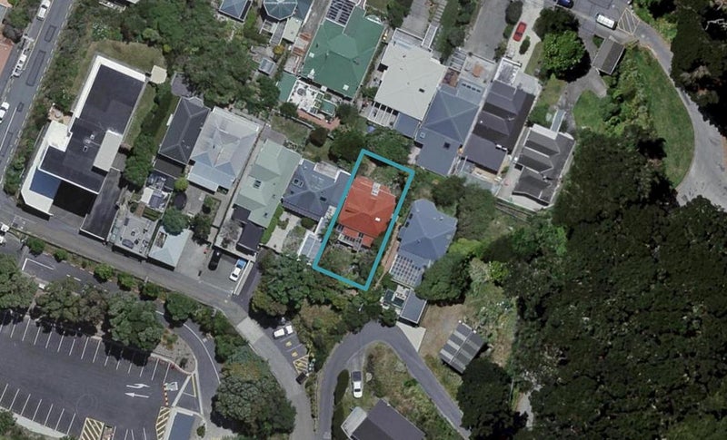 5 Austin Terrace, Mount Victoria, Wellington - Carousel 1