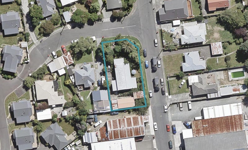 14 Montgomery Crescent, Clouston Park, Upper Hutt - Carousel 1