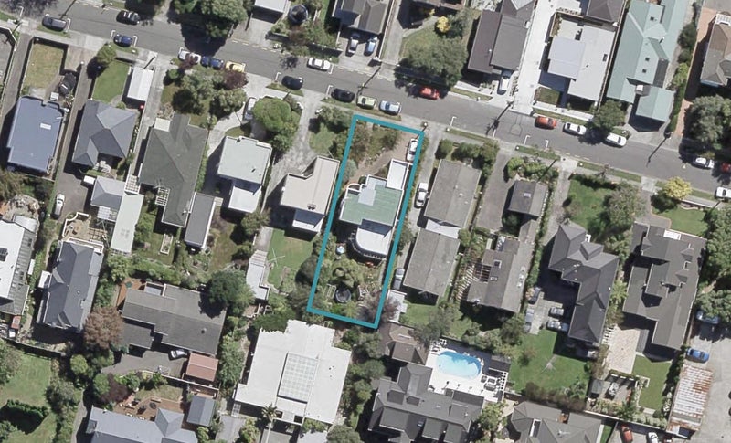 18 Marina Grove, Hutt Central, Lower Hutt - Carousel 1