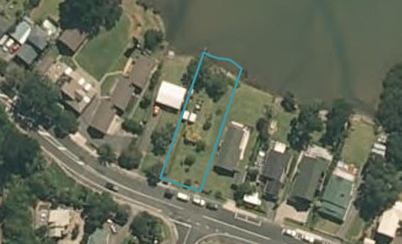 22 Waiwera Road, Waiwera, Orewa - Carousel 1