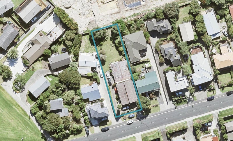 1/43 Wade River Road, Stanmore Bay, Whangaparaoa - Carousel 1