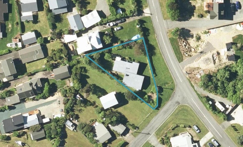 2332 Croisilles-French Pass Road, Ōkiwi Bay - Carousel 1