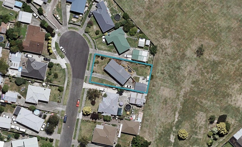 10 Dunn Place, Pirimai, Napier - Carousel 1