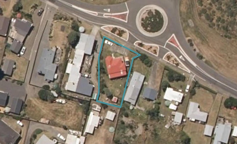 569 Waitarere Beach Road, Waitarere Beach, Levin - Carousel 1