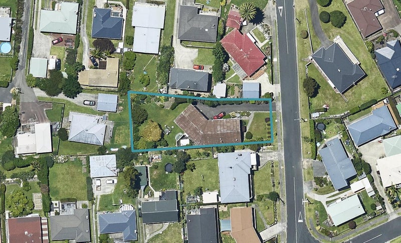 7 Miranda Street, Parkvale, Tauranga - Carousel 1
