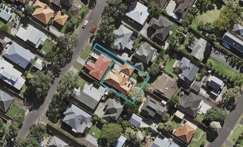 9A Irirangi Road, Greenlane, Auckland - Carousel 1