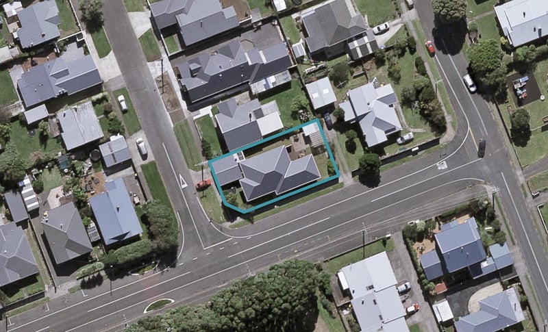 37 Barriball Street, Fitzroy, New Plymouth - Carousel 1