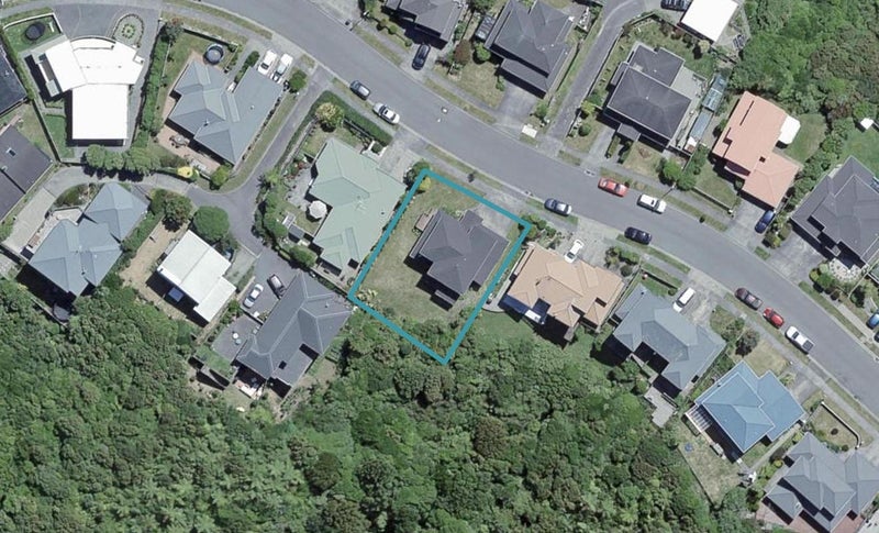 30 Landsdowne Terrace, Karori, Wellington - Carousel 1
