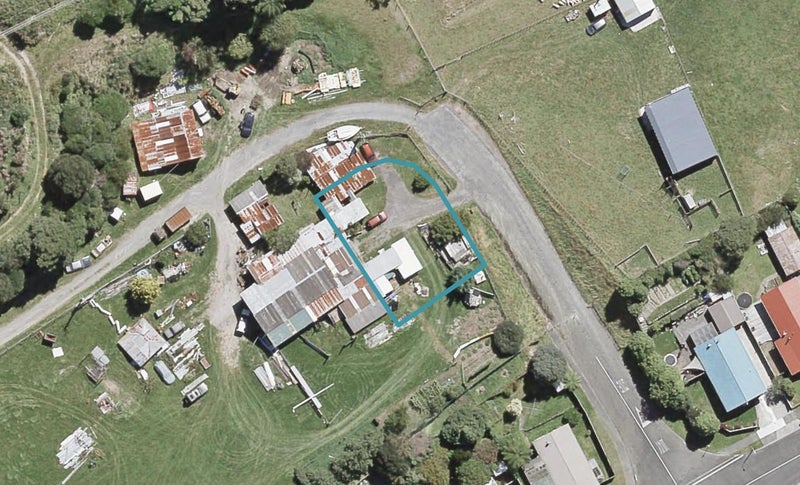 5 Colorado Road, Totara Park, Upper Hutt - Carousel 1