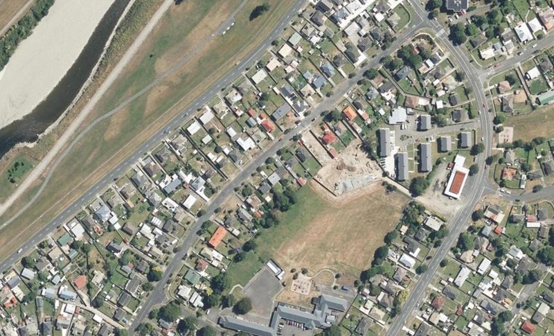 2/122 Molesworth Street, Taita, Lower Hutt - Carousel 1