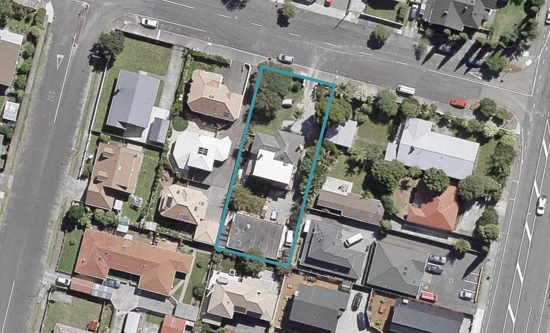 1 Wai-Iti Crescent, Woburn, Lower Hutt - Carousel 1