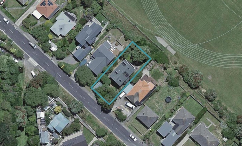 17 Mysore Street, Khandallah, Wellington - Carousel 1