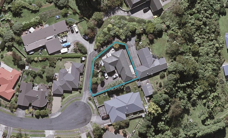 27 Ashmore Drive, Frankleigh Park, New Plymouth - Carousel 1