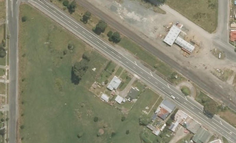 19 Main Road, Clinton - Carousel 1