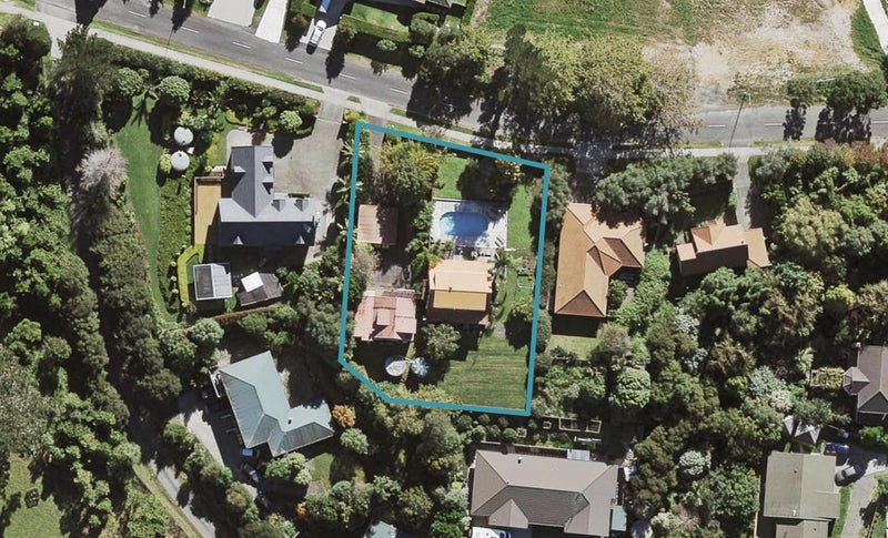 12 Wicklam Lane, Greenhithe, Auckland - Carousel 1
