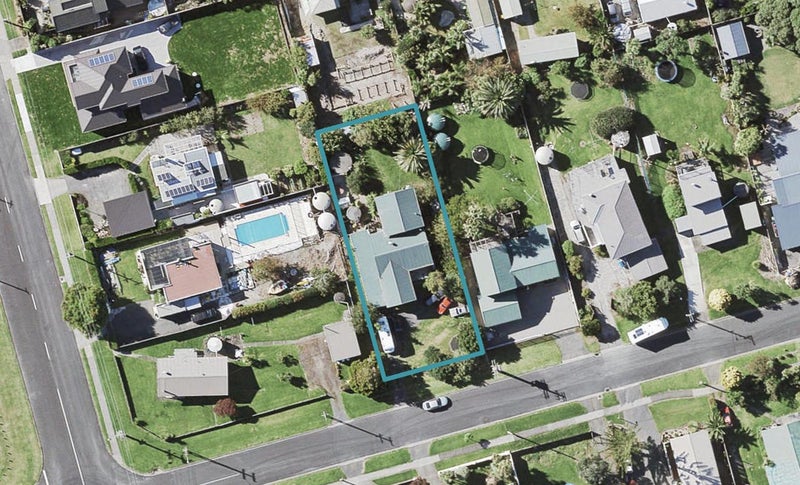 80 First View Avenue, Beachlands, Auckland - Carousel 1