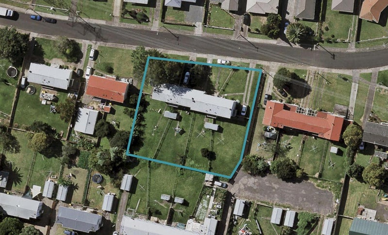 24 Lappington Road, Ōtara, Auckland - Carousel 1
