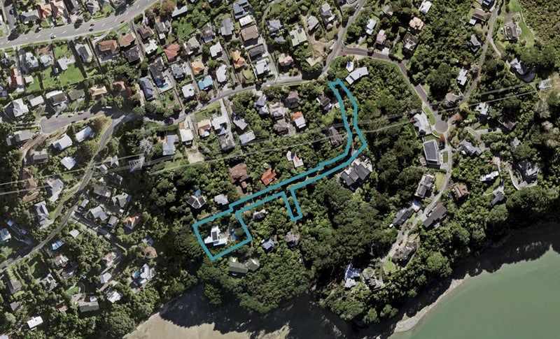 16 Wesley Bay Glade, Hillsborough, Auckland - Carousel 1