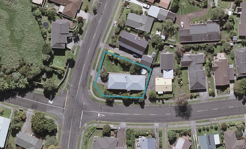 31 Branch Road, Highlands Park, New Plymouth - Carousel 1