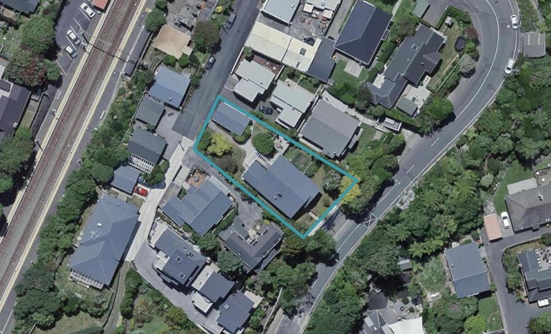 20 Cashmere Avenue, Khandallah, Wellington - Carousel 1