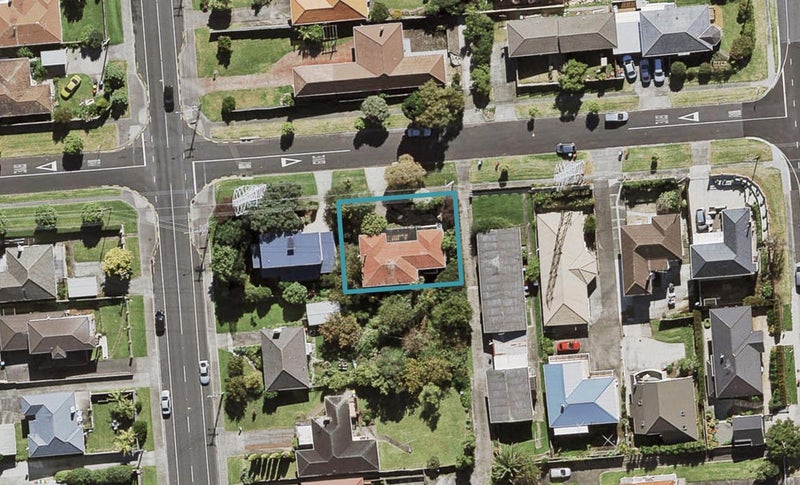 12 Noton Road, Mount Roskill, Auckland - Carousel 1