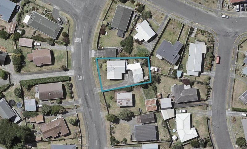 46 Norfolk Crescent, Otaki Beach, Otaki - Carousel 1