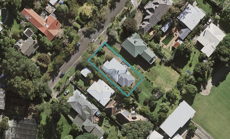 4 Renown Avenue, Greenlane, Auckland - Carousel 1