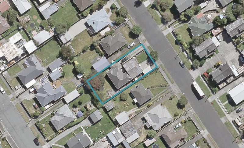 1/8 John Street, Trentham, Upper Hutt - Carousel 1
