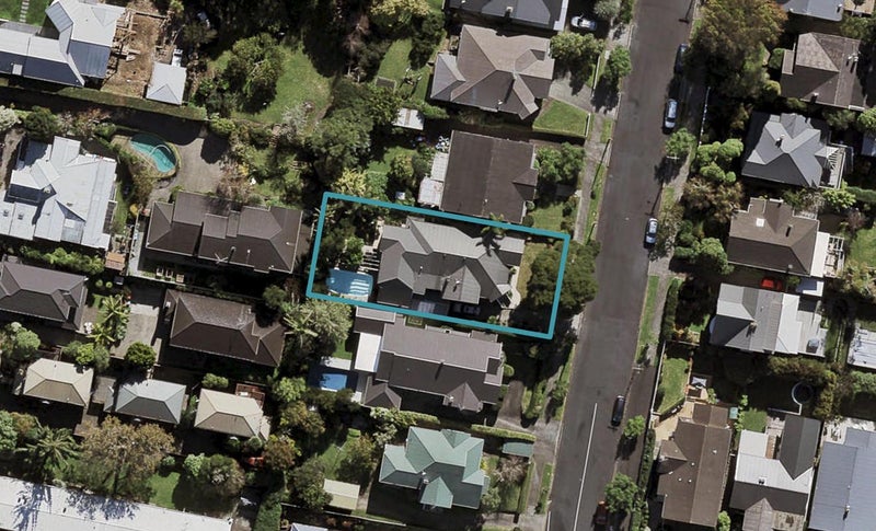 17 Lochiel Road, Remuera, Auckland - Carousel 1